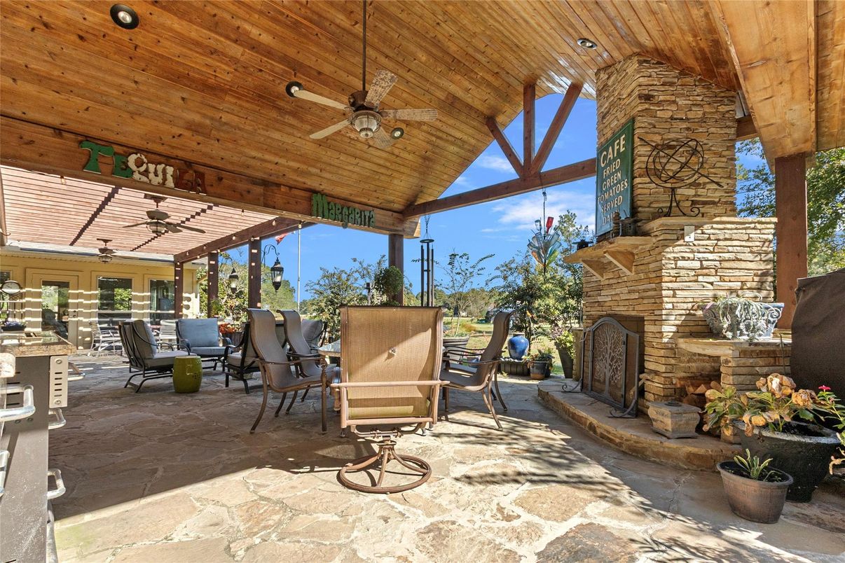 Exterior, Fireplace