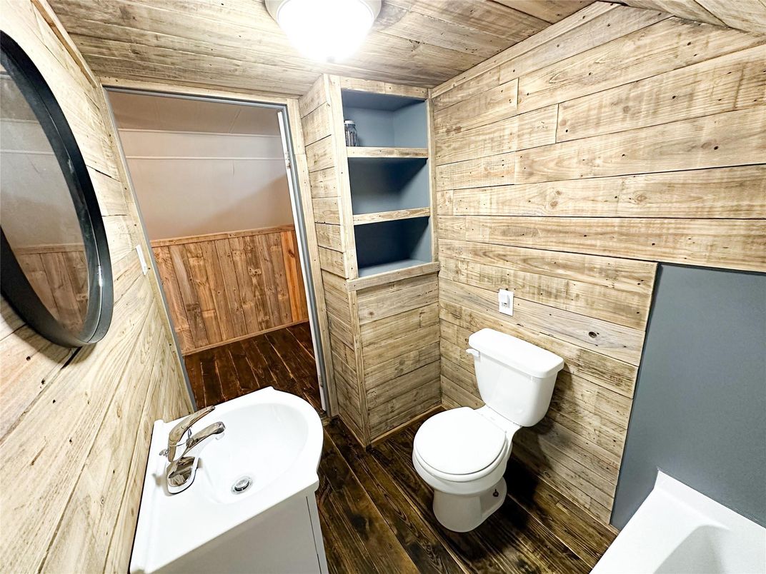 Bathroom, Interior, Wooden Ceilings, Wood Texture Flooring, Wooden Walls