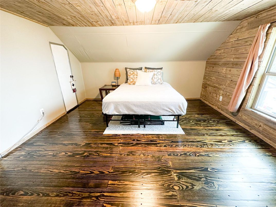 Bedroom, Interior, Wooden Ceilings, Wood Texture Flooring