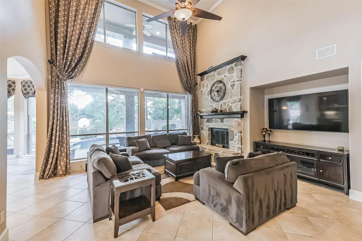 Fireplace, Interior, Living room