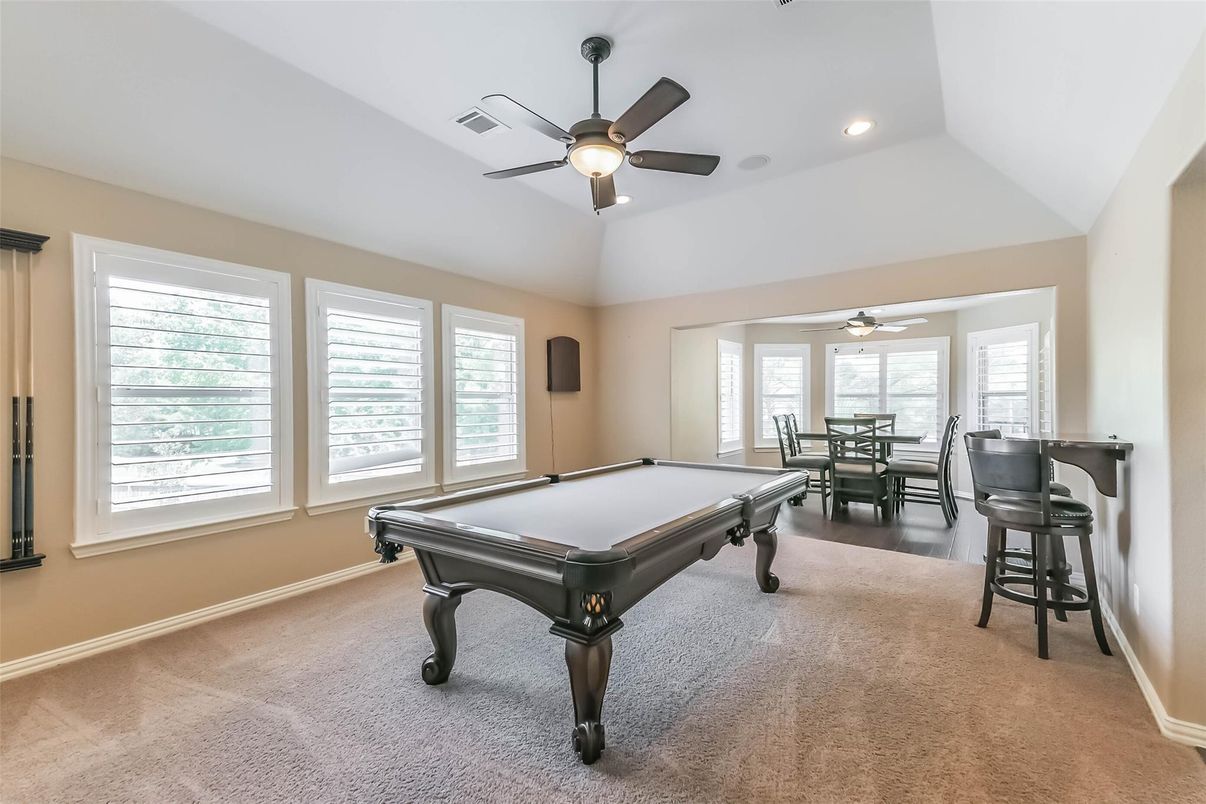 Billiard Table, Dining room, Game Room, Interior, Recessed Lighting