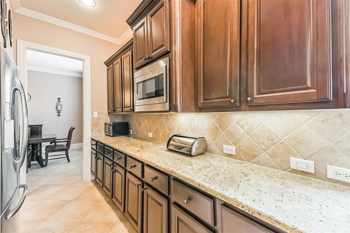 Dining room, Interior, Kitchen, Recessed Lighting
