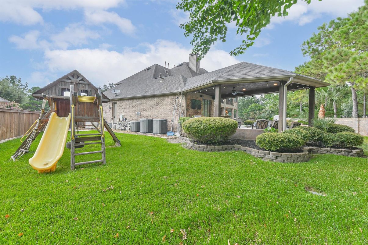 Backyard, Exterior, Playground