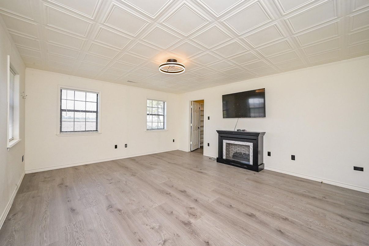Empty room, Fireplace, Interior, Wood Texture Flooring