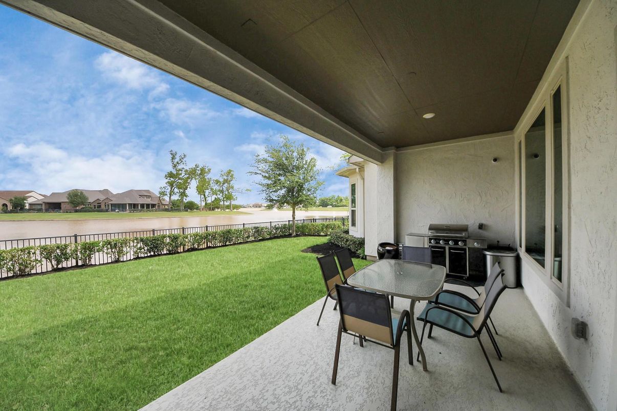 Backyard, Exterior, Water