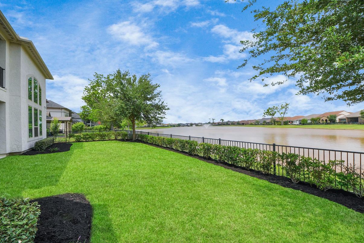 Backyard, Exterior, Water
