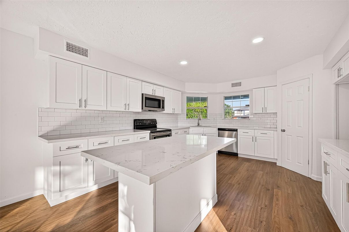 Interior, Kitchen, Recessed Lighting, Wood Texture Flooring