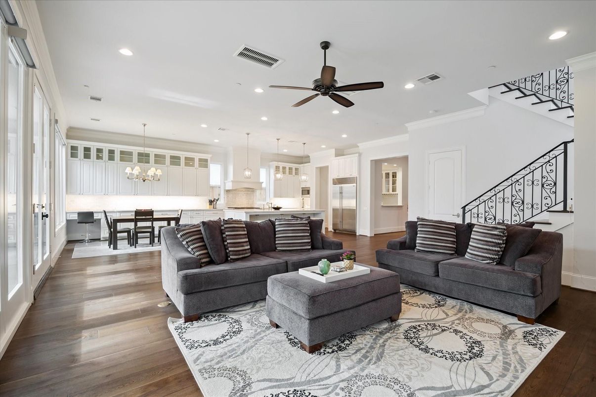 Dining room, Interior, Kitchen, Living room, Pendant Lights, Recessed Lighting, Wood Texture Flooring