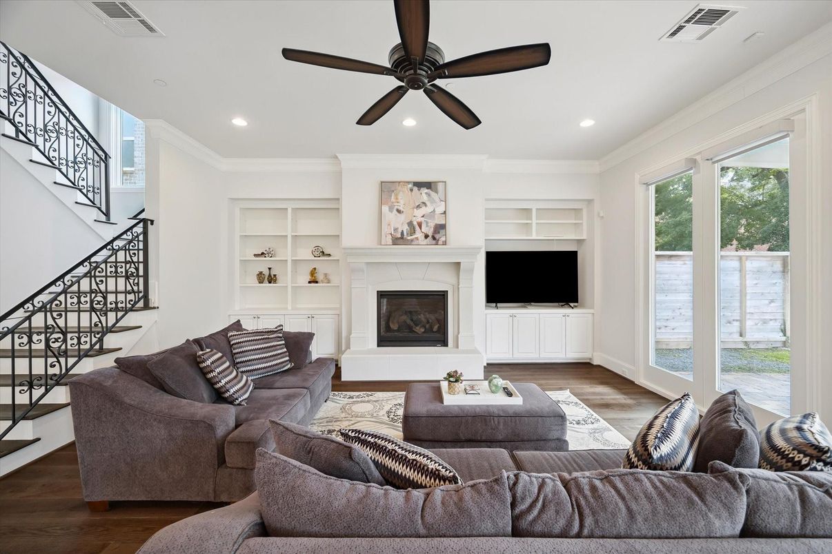 Fireplace, Interior, Living room, Recessed Lighting, Wood Texture Flooring