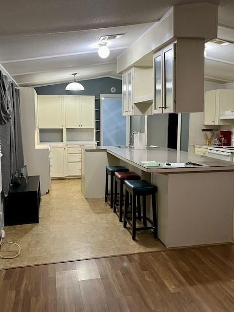 Interior, Kitchen, Pendant Lights, Wood Texture Flooring