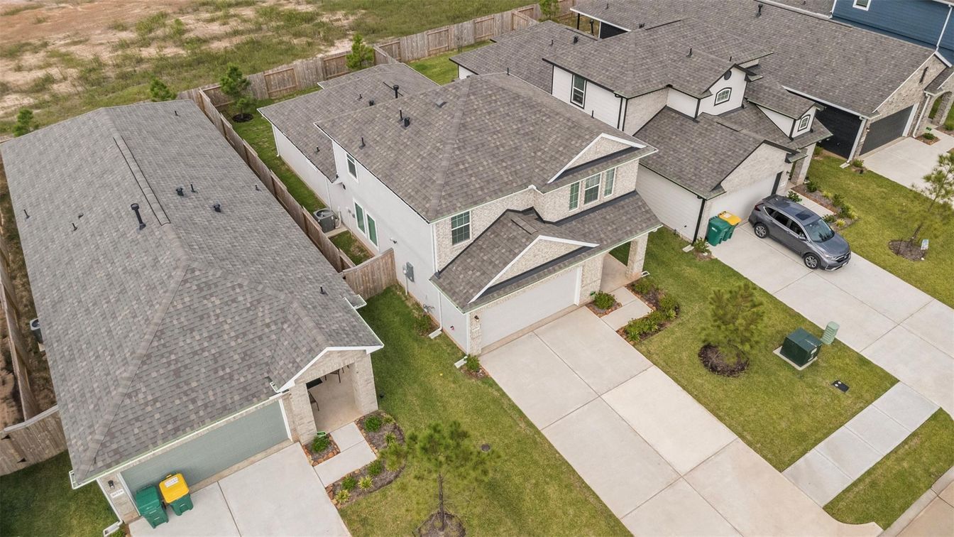 Exterior, Drone