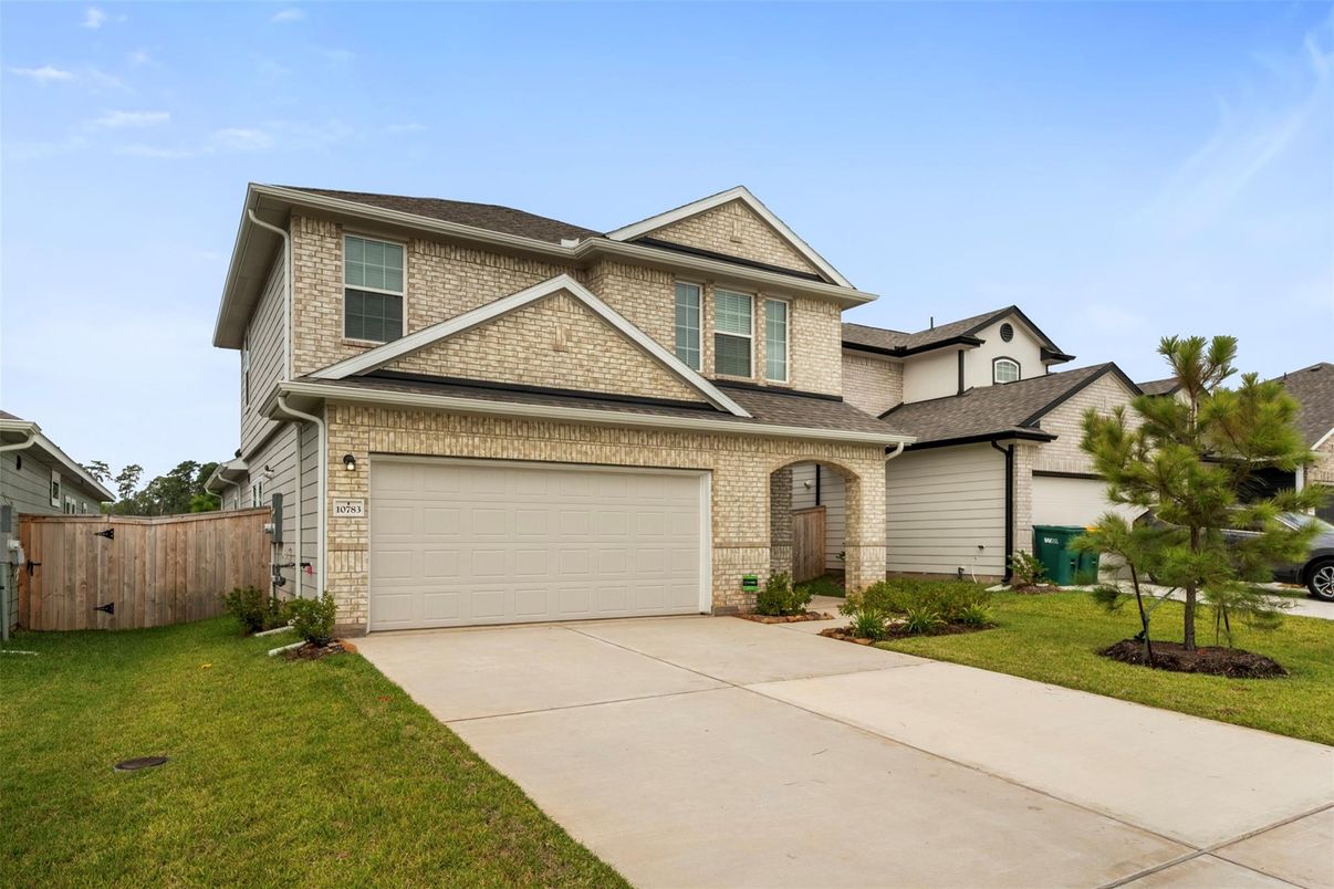 Attached, Exterior, Facade, Brick Facade, Brick Traditional