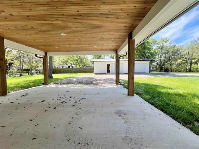 Backyard, Detached Garage, Exterior