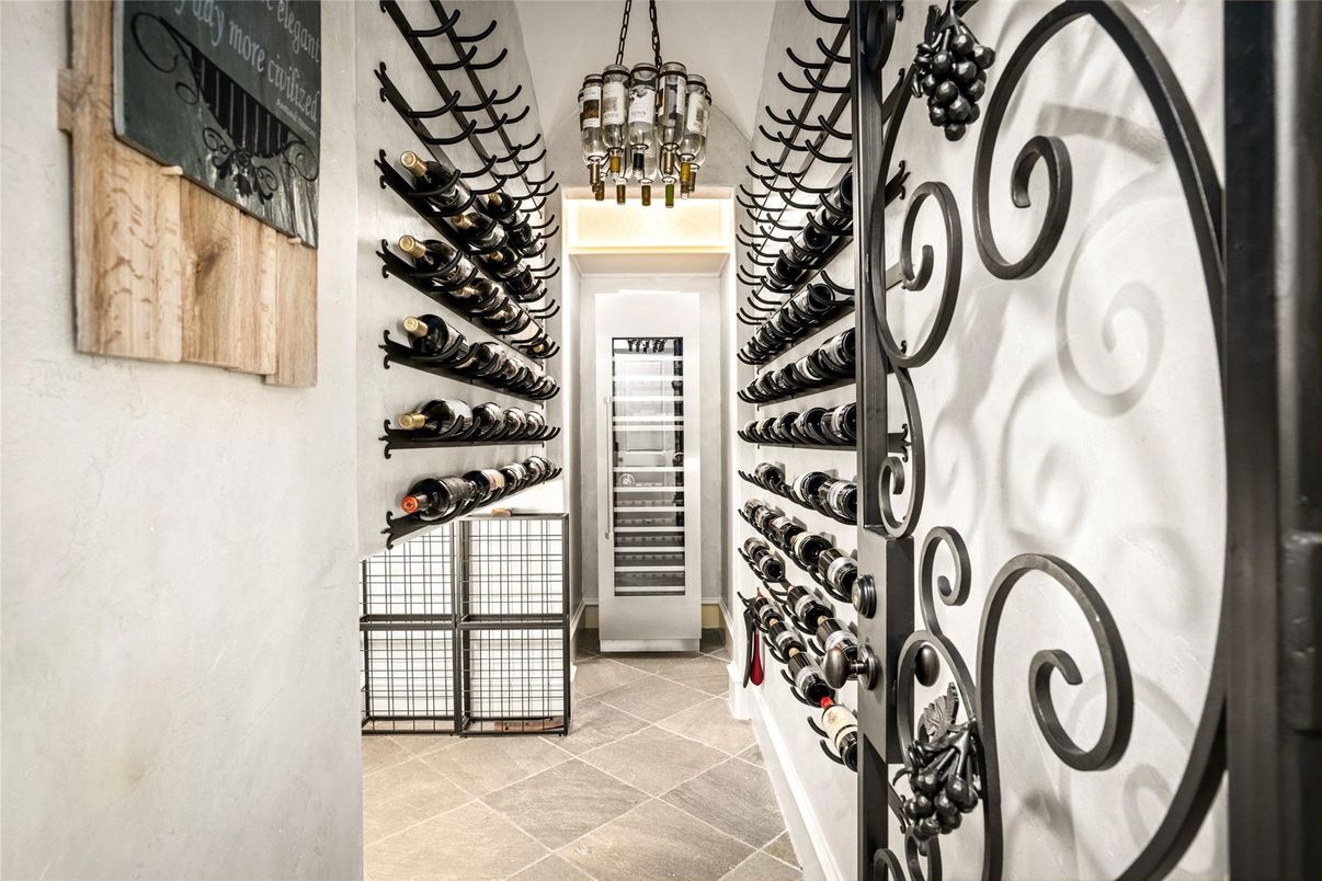 Interior, Pendant Lights, Wine Storage