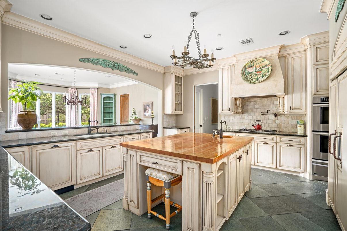Chandelier, Interior, Kitchen, Pendant Lights, Recessed Lighting, Stainless Steel Appliances