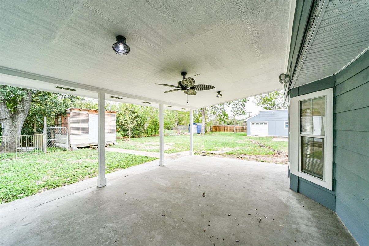 Backyard, Exterior