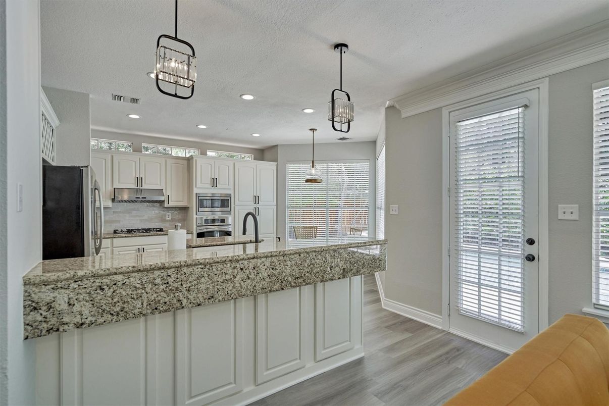 Interior, Kitchen, Pendant Lights, Recessed Lighting, Wood Texture Flooring