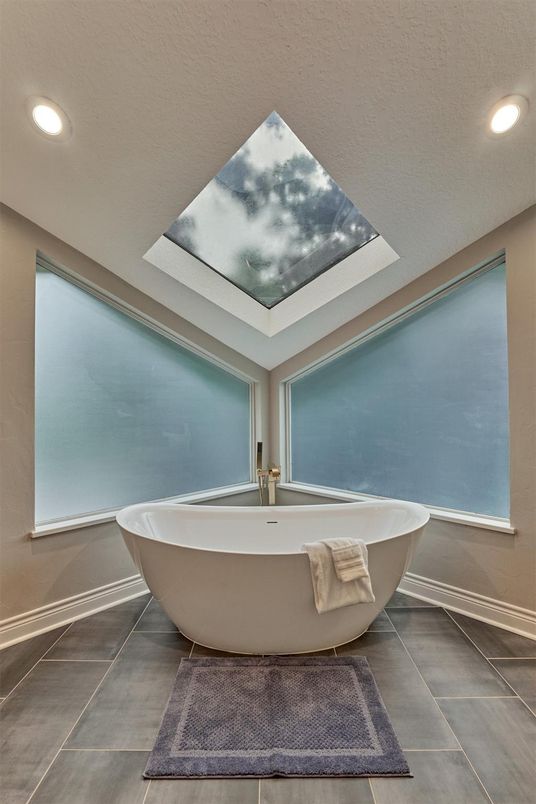 Bathroom, Free Standing Baths, Interior, Recessed Lighting