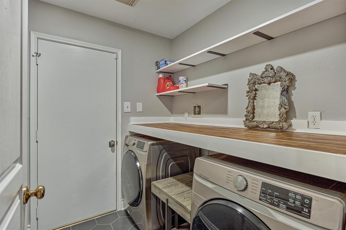 Interior, Washer