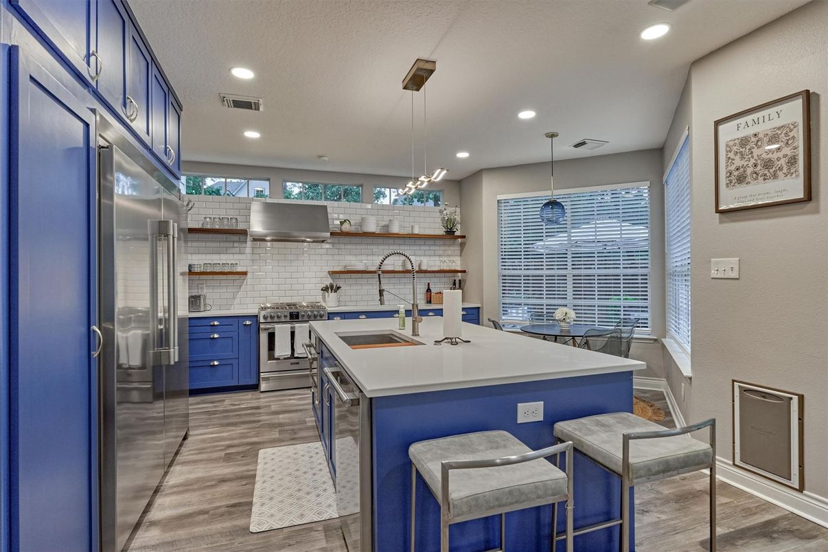 Interior, Kitchen, Pendant Lights, Recessed Lighting, Stainless Steel Appliances