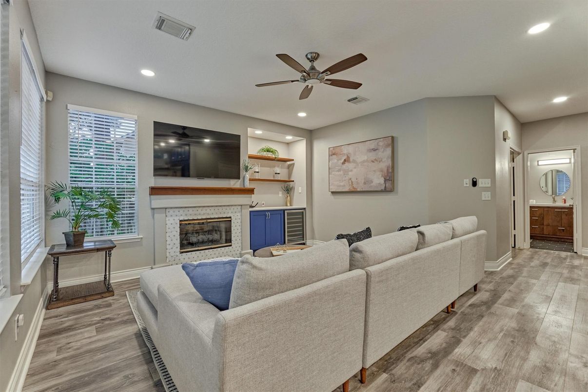 Fireplace, Interior, Living room, Recessed Lighting, Wood Texture Flooring