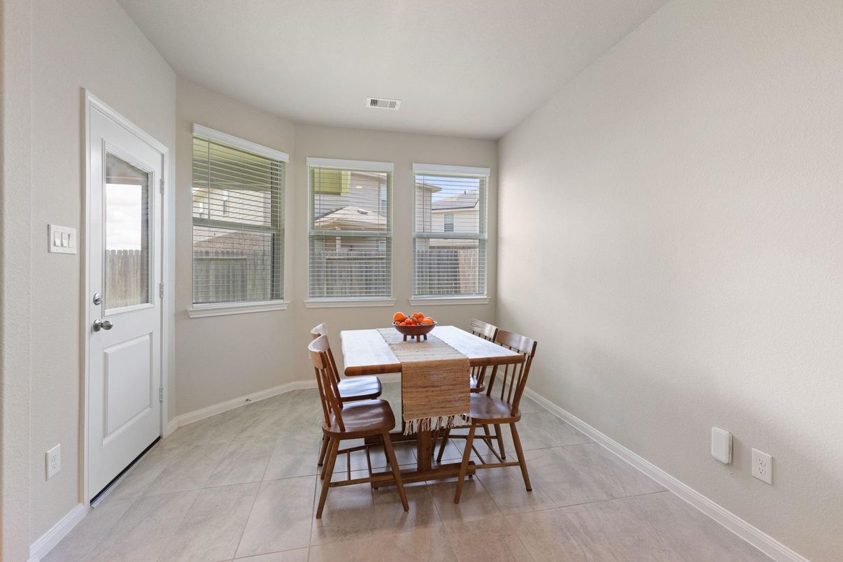 Dining room, Interior
