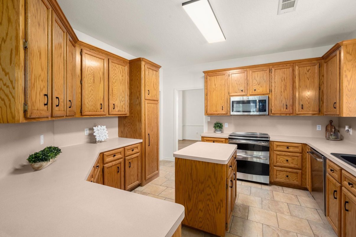 Interior, Kitchen, Stainless Steel Appliances