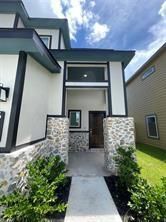 Exterior, Facade, None