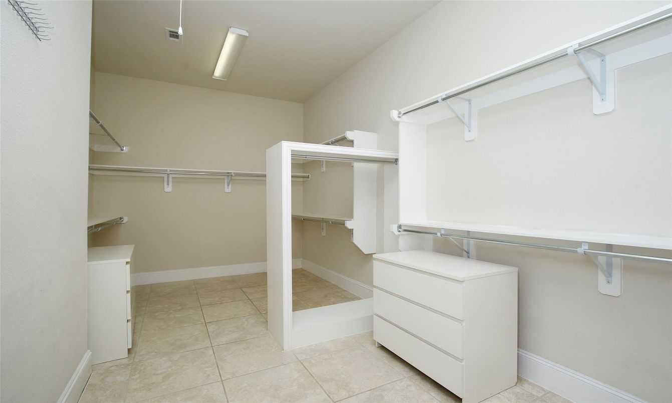 Interior, Walk-in Closets