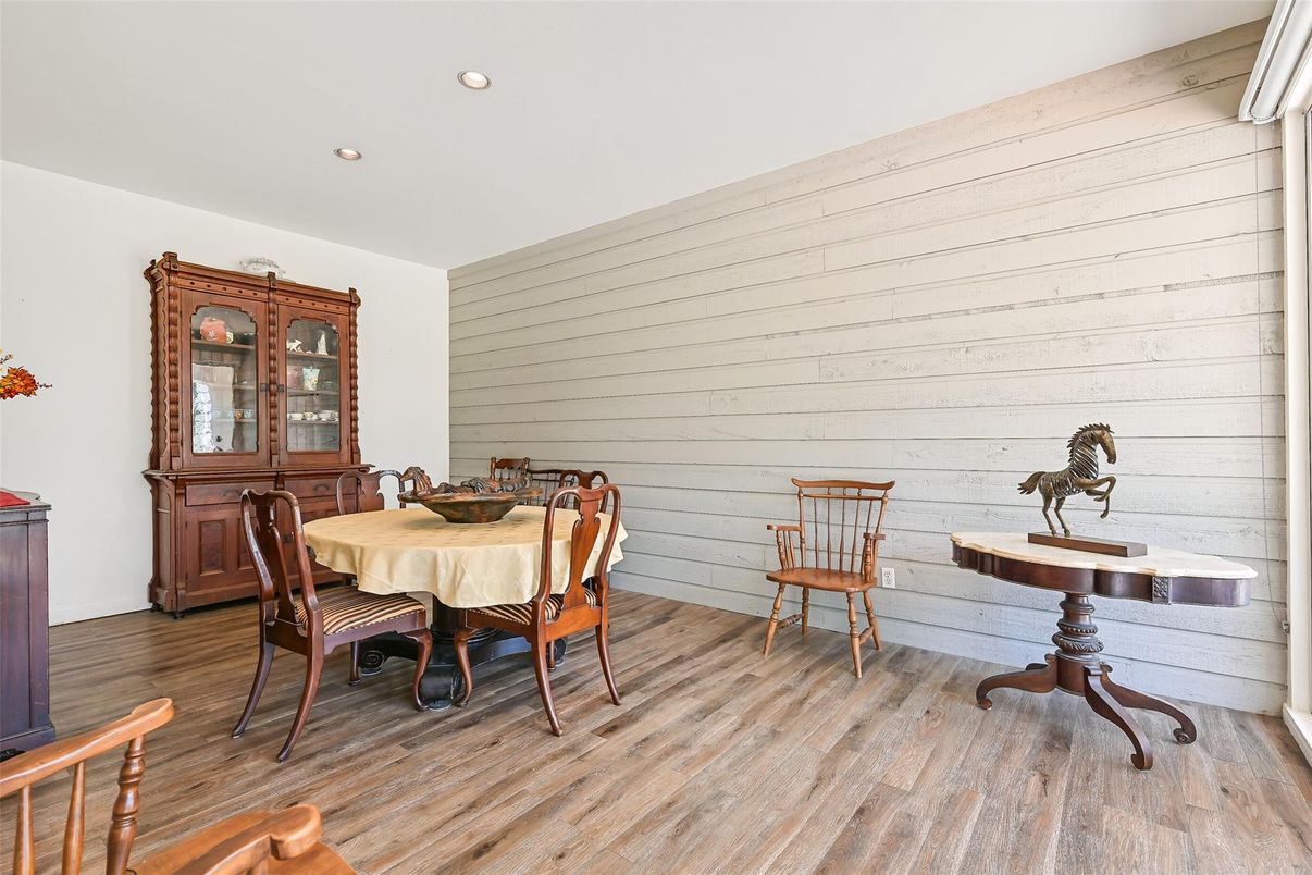 Dining room, Interior, Recessed Lighting, Wood Texture Flooring
