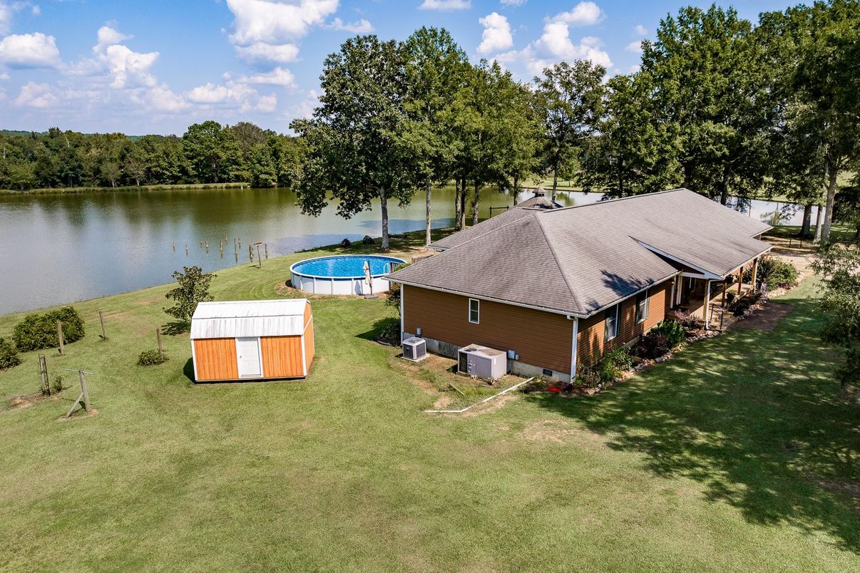 Backyard, Exterior, Pool