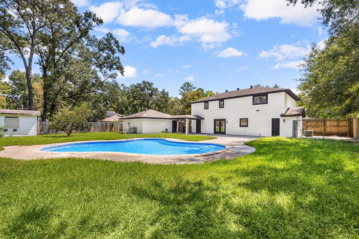 Backyard, Exterior, Pool