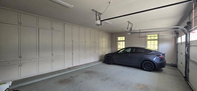 Garage, Interior