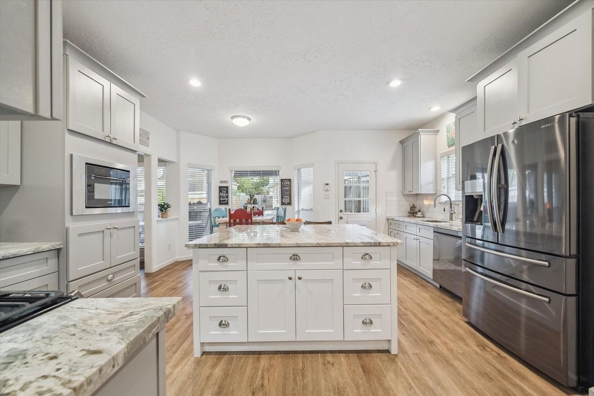 Interior, Kitchen, Recessed Lighting, Wood Texture Flooring