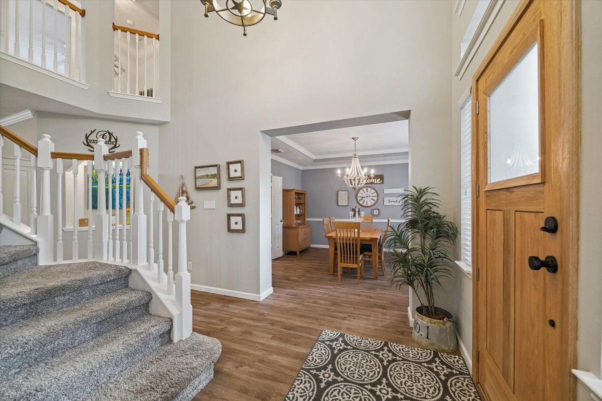 Chandelier, Dining room, Interior, Wood Texture Flooring