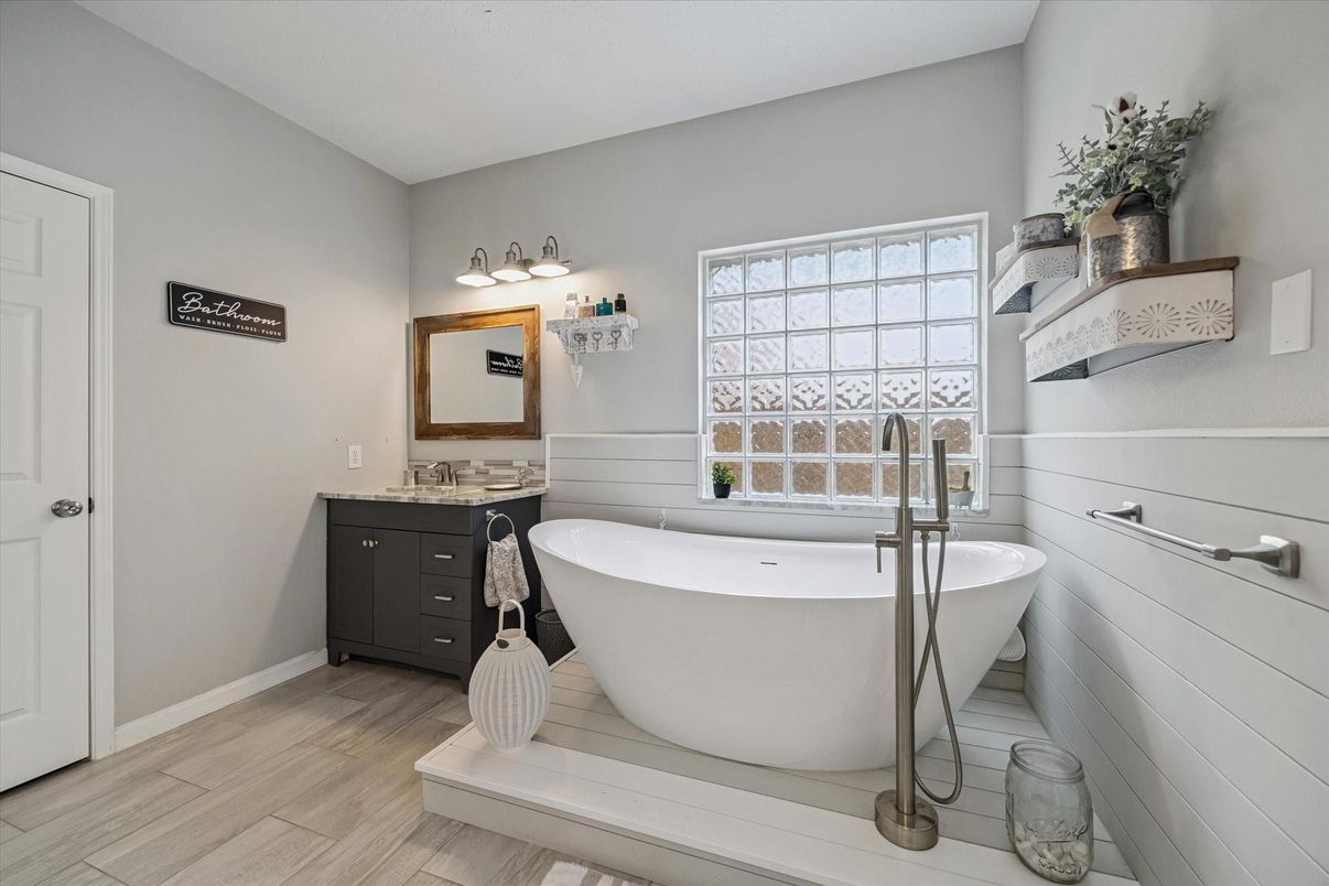 Bathroom, Free Standing Baths, Interior, Wood Texture Flooring