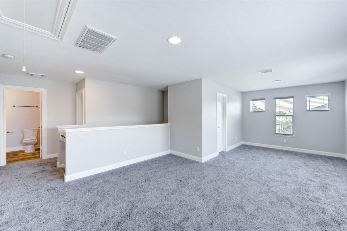 Bathroom, Empty room, Interior, Recessed Lighting