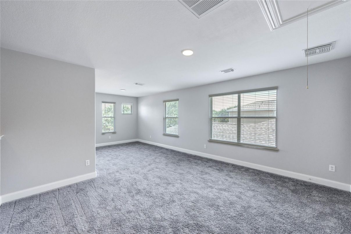 Empty room, Interior, Recessed Lighting