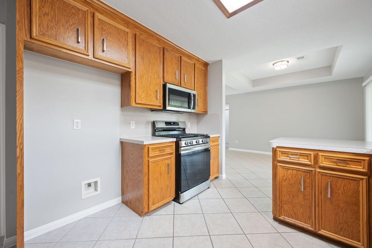 Interior, Kitchen, Stainless Steel Appliances