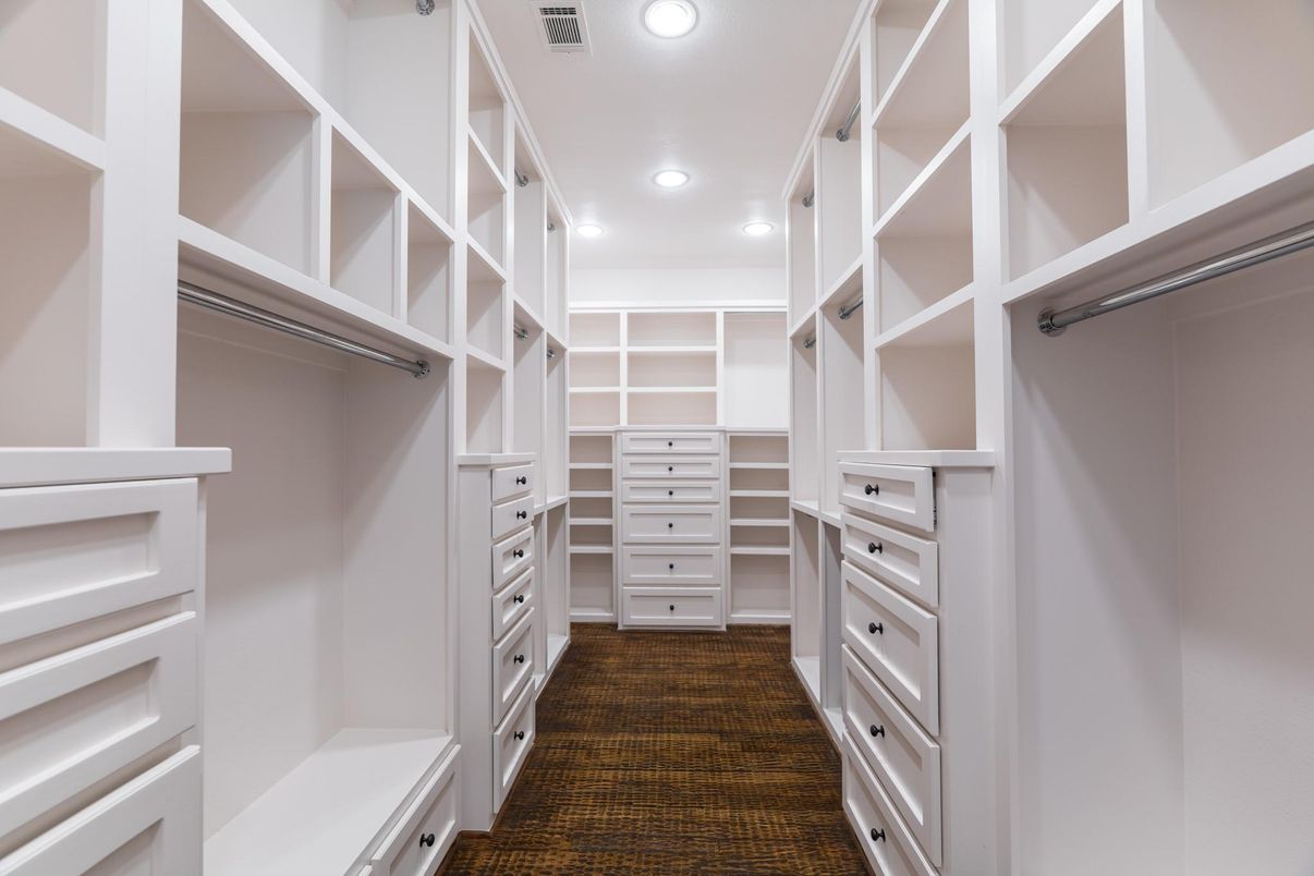 Interior, Recessed Lighting, Walk-in Closets