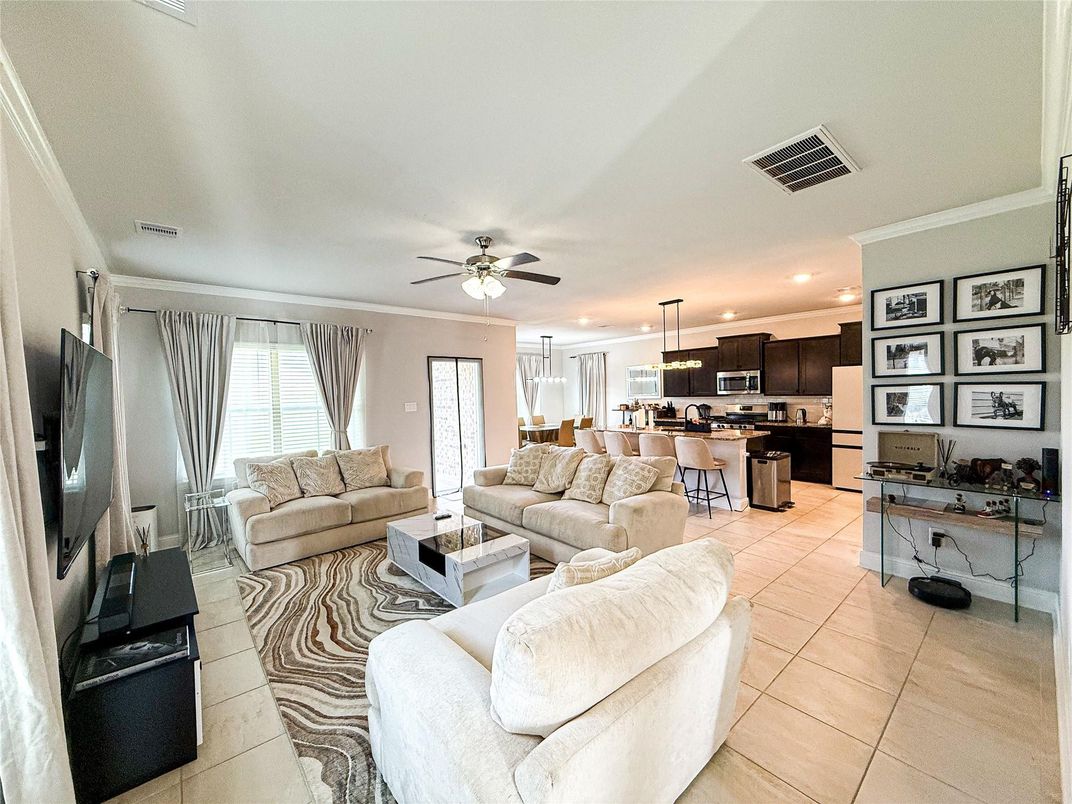 Interior, Kitchen, Living room, Pendant Lights, Recessed Lighting