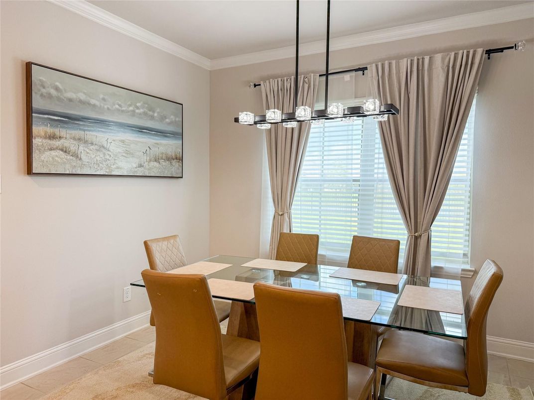 Dining room, Interior, Pendant Lights