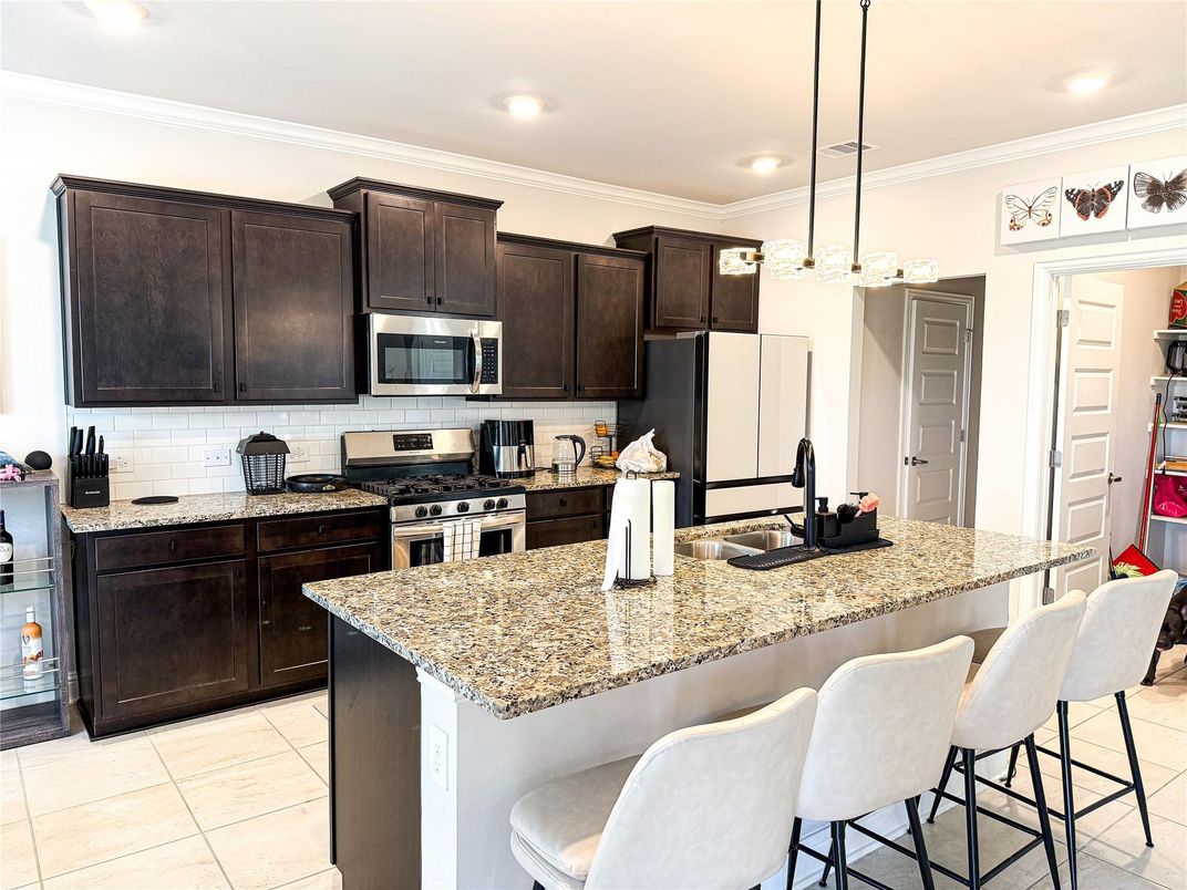 Interior, Kitchen, Pendant Lights, Recessed Lighting, Stainless Steel Appliances