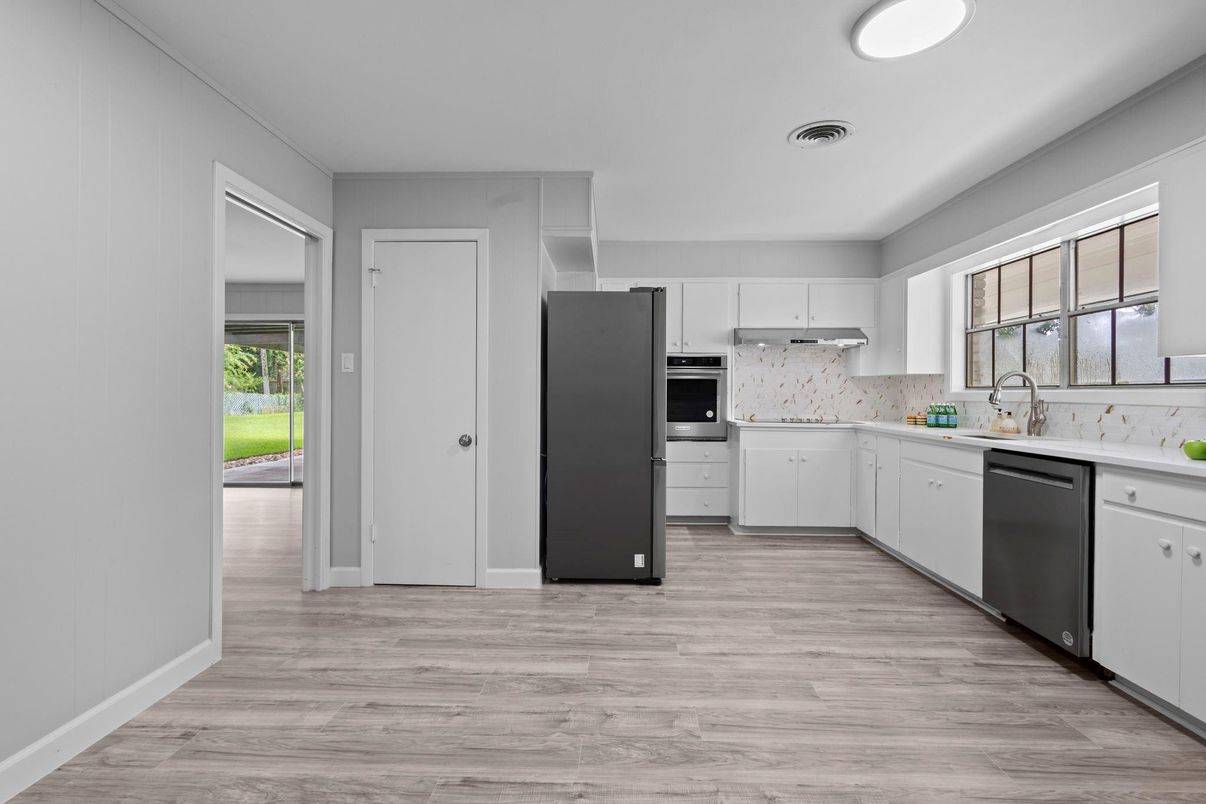 Interior, Kitchen, Recessed Lighting, Stainless Steel Appliances, Wood Texture Flooring
