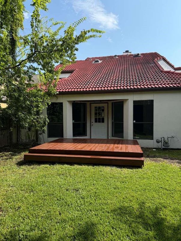 Backyard, Exterior