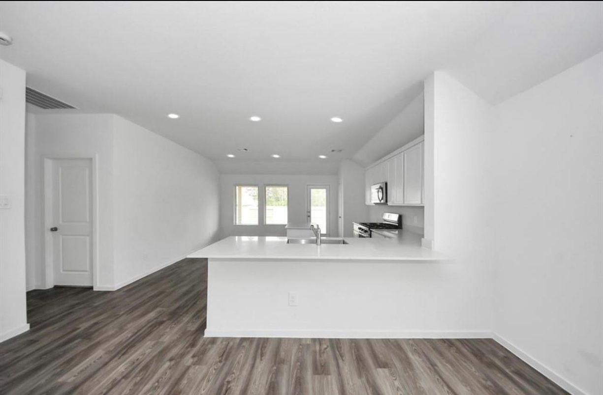 Interior, Kitchen, Recessed Lighting, Wood Texture Flooring