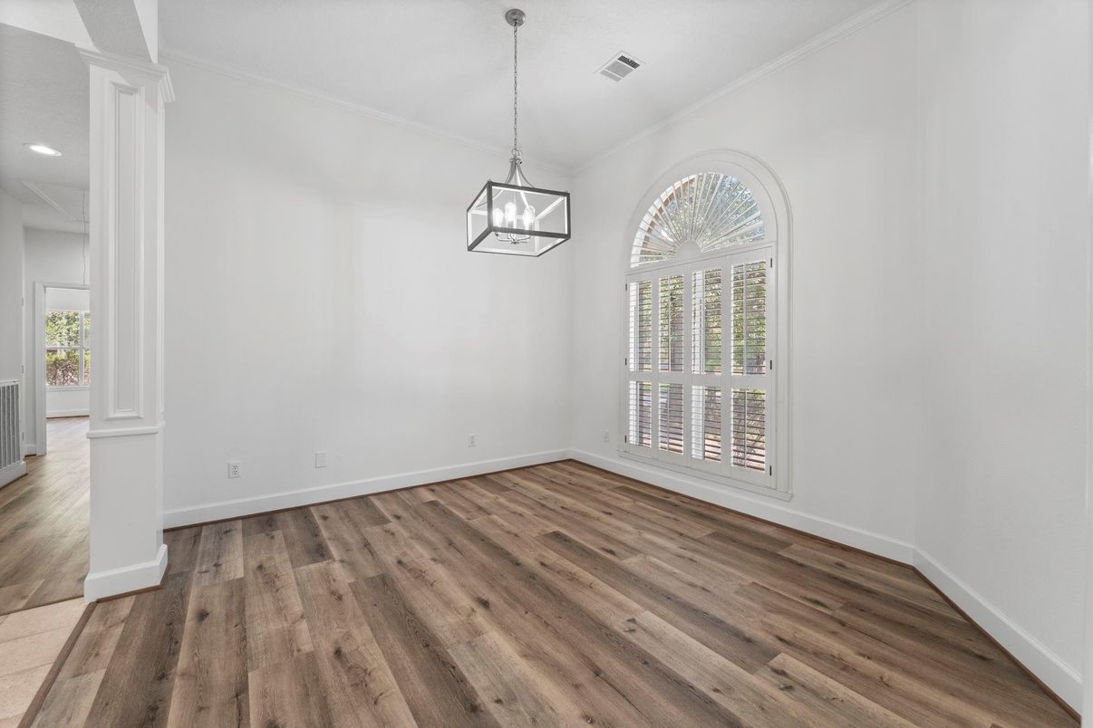 Empty room, Interior, Pendant Lights, Recessed Lighting, Wood Texture Flooring