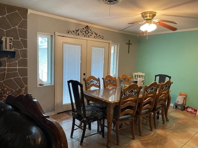 Dining room, Interior