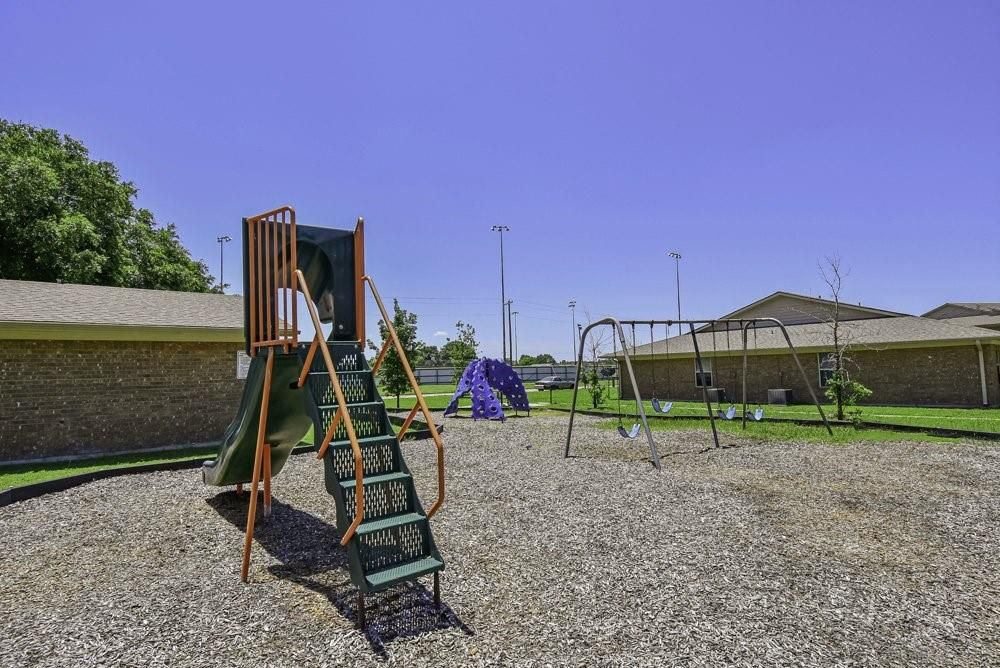 Backyard, Exterior, Playground