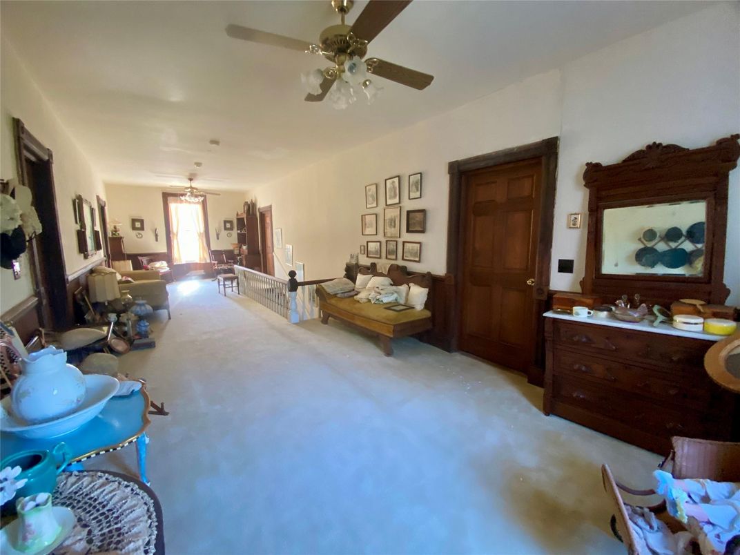 Interior, Living room, Pendant Lights